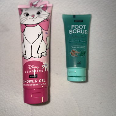 Gel e scrub per i piedi