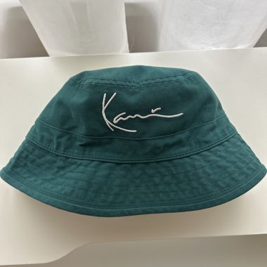 Cappello bucket reversibile Karl Kani