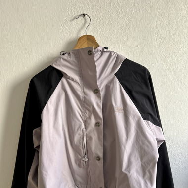 Waterproof cropped windbreaker jacket