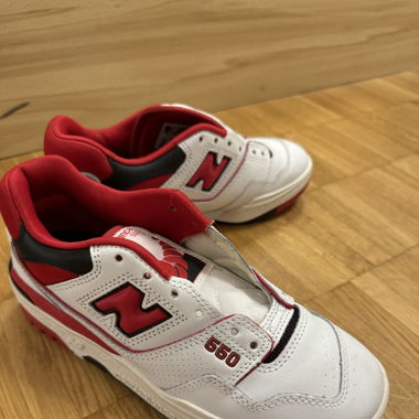 New Balance 550 