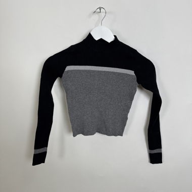 Brandy Melville knit top