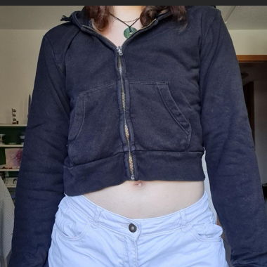 Cropped Jäcklii