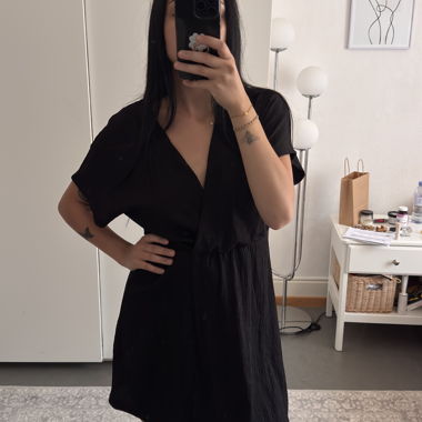 Abito nero corto