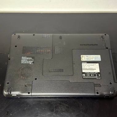 Tragbarer PC Toshiba Satellite C660 i5 SSD