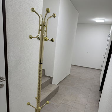 Porte-manteau moderne à vendre - stable
