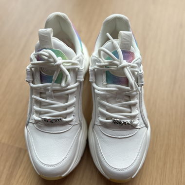 Buffalo size 41 (US10)