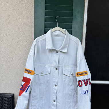 Veste en jean neuve 