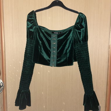 Green velvet long sleeve top 