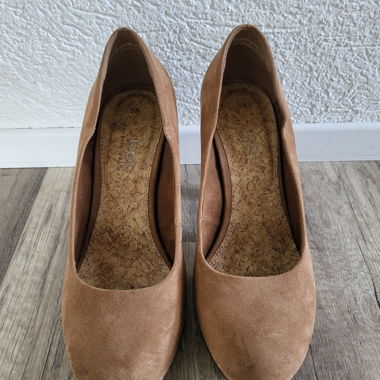 Brown high heels with cork heel size 38