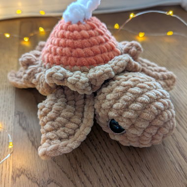Pumpkin pie crochet turtle 