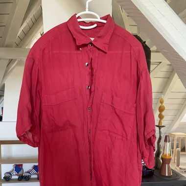 Chemise en lin rouge