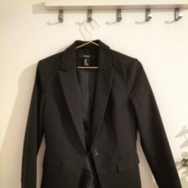 Schwarzer Blazer (klassisch/elegant)