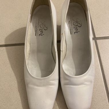 Escarpins blancs en cuir