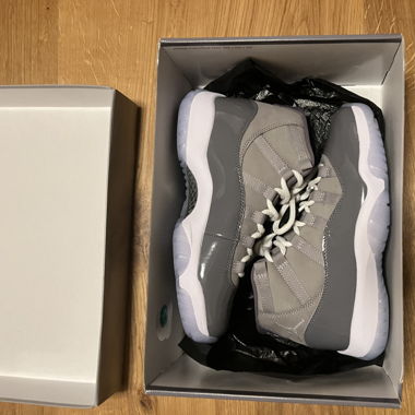 Jordan 11 cool grey