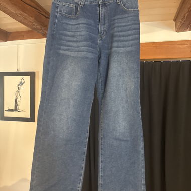 Jeans blu a gamba larga