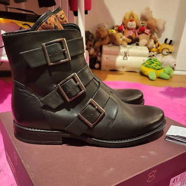 NEUE Leder Stiefeln 