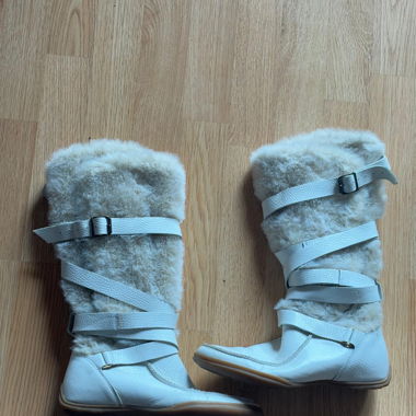 Bottes de neige fourrees taille 38