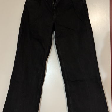 Black wide-leg jeans
