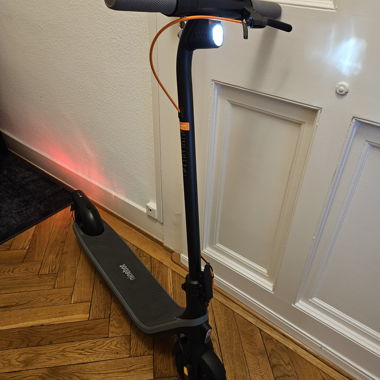 Monopattino elettrico nero