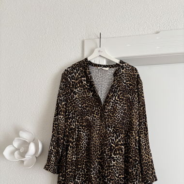 Kleid leo
