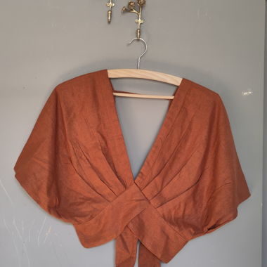 Boutique wrap crop top rost, Fara