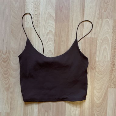 brown top