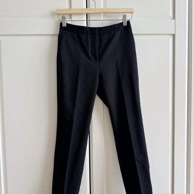 Zara Schwarze Stoffhose