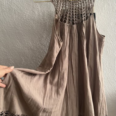 Vero Moda Baumwollkleid mit Häkelspitze