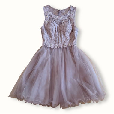 Abito da festa in tulle e pizzo rosa cipria