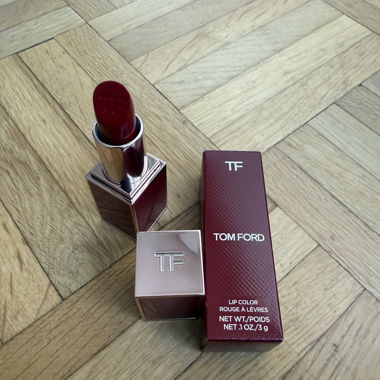 Tom Ford Lipstick (LC01 Lost Cherry)