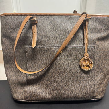 Sac à main Michael Kors jet set