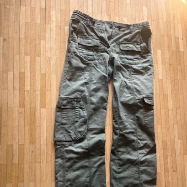 Green Straight/Baggy Low Waist Cargos