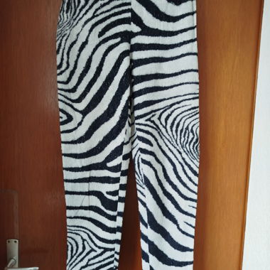 Pantalon Agnès B zébré en fausse fourrure 