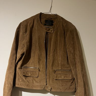 Braune Wildlederjacke