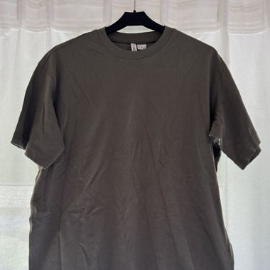 Oversized army green t-shirt