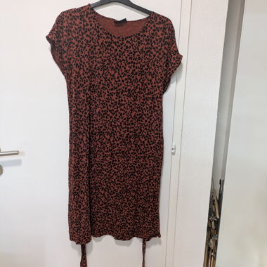 Abito con stampa leopardata