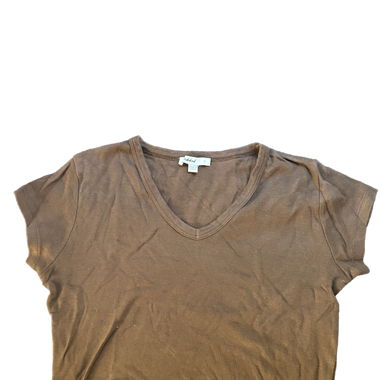 T-shirt court
