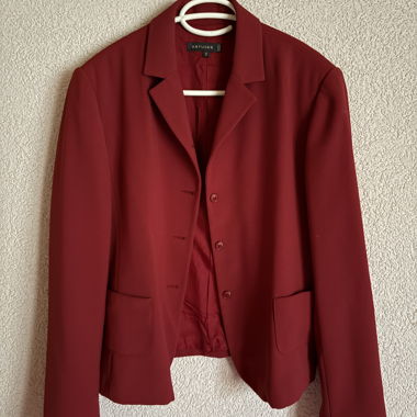 Roter Blazer