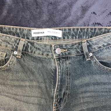 Bershka blue washed Straight-Leg Jeans