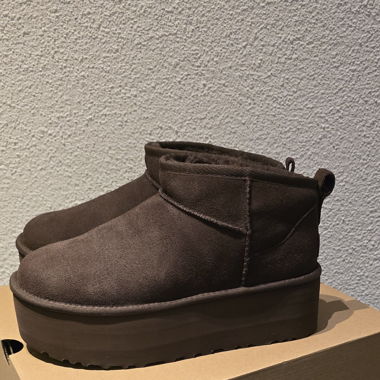 neue UGG Classic Ultra Mini Platform braun EU 38