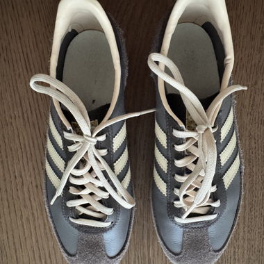 Adidas Sneaker wie neu 
