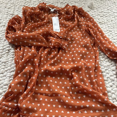 Wunderschönes EDC Kleid 
