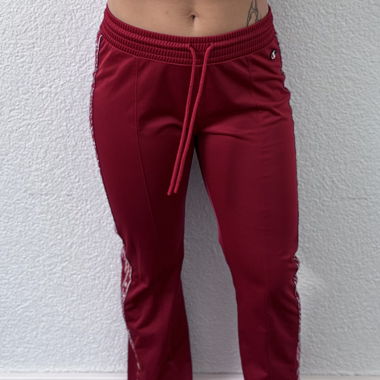 Rote Y2K-Trainingshose