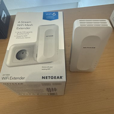NETGEAR AX1800 EAX15 WiFi-Repeater