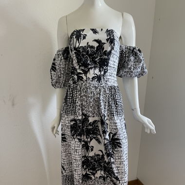 Shoulder off dress 
