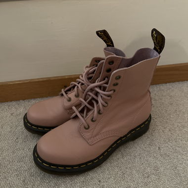 Dr. Martens Rosa