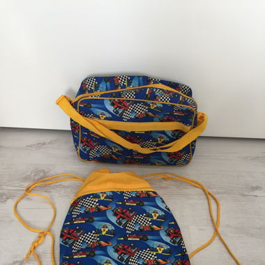 Neues Original 2000s Vintage Set Sporttaschen