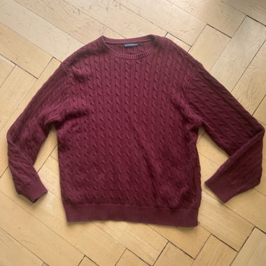 Brandy-Melville-Pullover mit Zopfmuster in Bordeaux