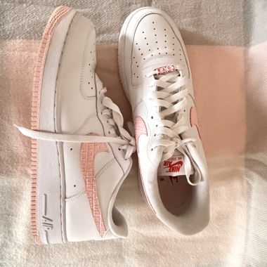 Nike Air Force 1 Love