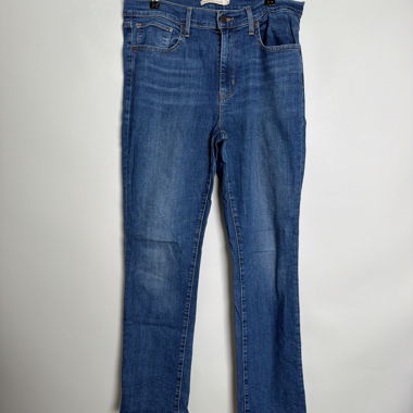 Levi's 724 Straight Jeans